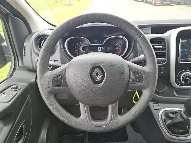 Renault Trafic 2.0 DCI 2021 Diesel 12