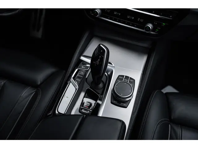 BMW 5 Serie 520i M Sport 2022 Benzine 15