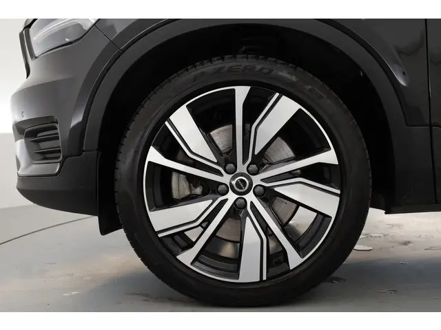 Volvo XC40 1.5 T4 Recharge R-Design 2022 Hybride Benzine 30