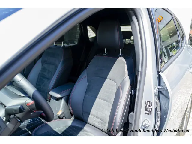 Ford Kuga 2.5 PHEV e-CVT ST-Line X 2022 Hybride Benzine 18