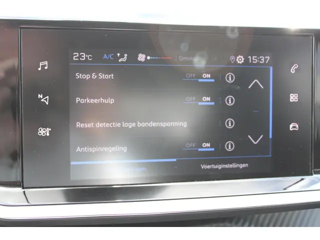 Peugeot 208 1.2 PureTech Active Pack 2023 Benzine 27