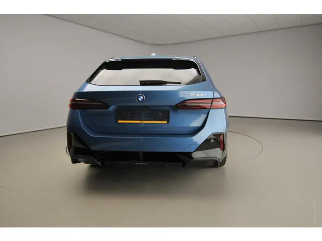 BMW 5 Serie Touring 530e 2026 Hybride Benzine 3