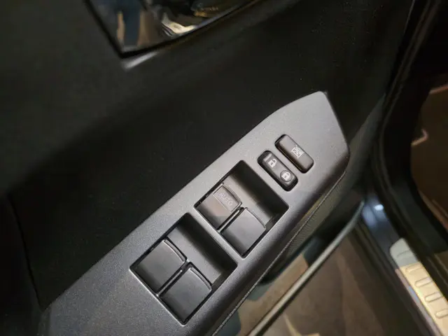 Toyota RAV4 2.5 Hybrid Style 2018 Hybride Benzine 27