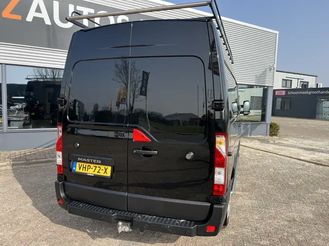 Renault Master T35 2.3 dCi 180 L2H2 Energy 2020 Diesel 35