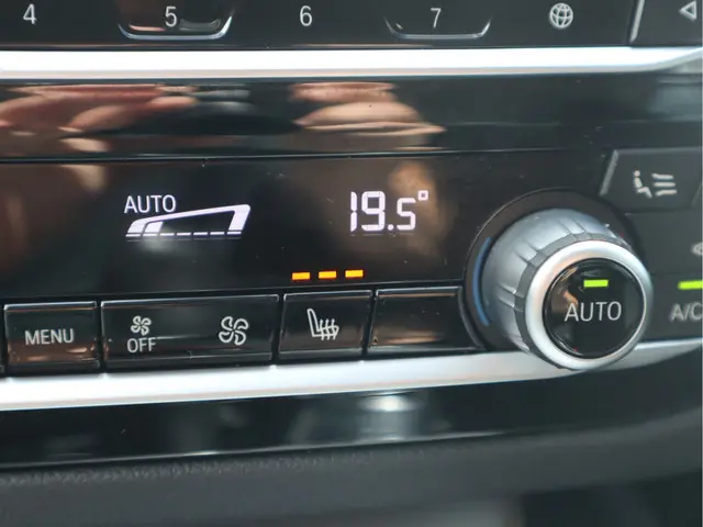 BMW 5 Serie 520i Executive 2018 Benzine 15
