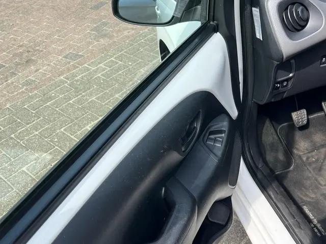 Peugeot 108 1.0 e-VTi Active *Airco*Garantie* 2019 Benzine 11