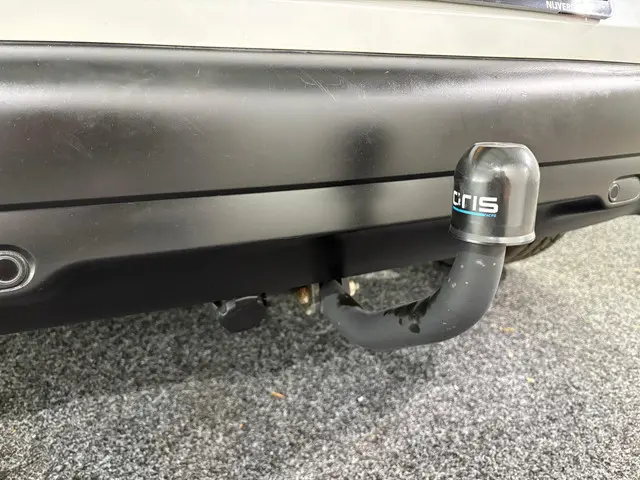 Citroën C4 Cactus 1.2 PureTech Shine 2015 Benzine 6