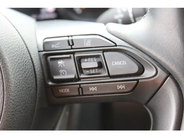 Mazda 2 Hybrid 1.5 Select 2023 Hybride Benzine 17