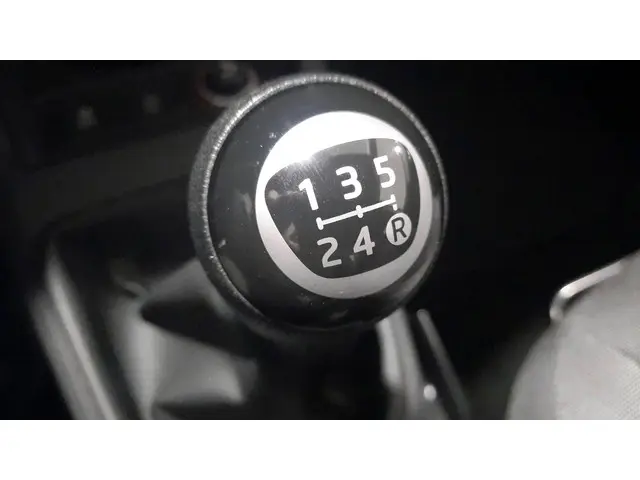 Volkswagen up! 1.0 Move up! | Airco | 5-deurs | 2015 Benzine 15