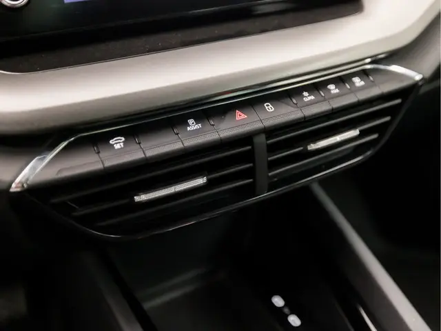 Škoda Octavia 1.0 e-TSI Sport 2023 Benzine 27