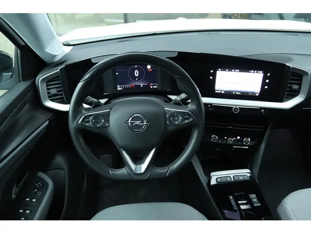 Opel Mokka 1.2 TURBO EDITION AUT. 2023 Benzine 17