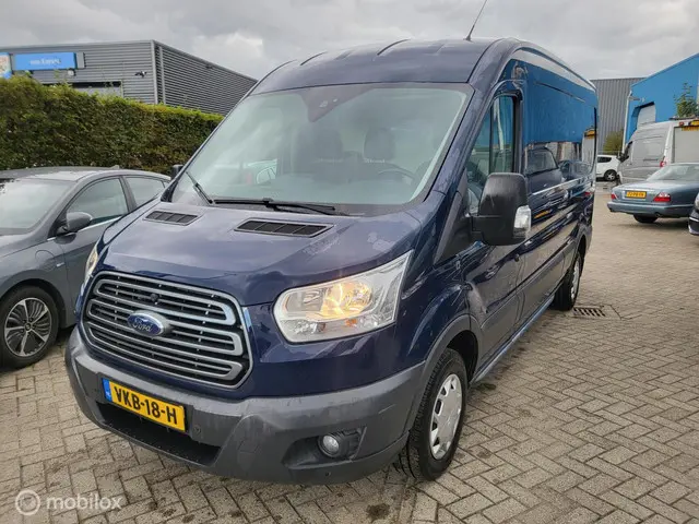 Ford Transit 310 2.0 TDCI L3H2 Ambiente 2018 Diesel 2