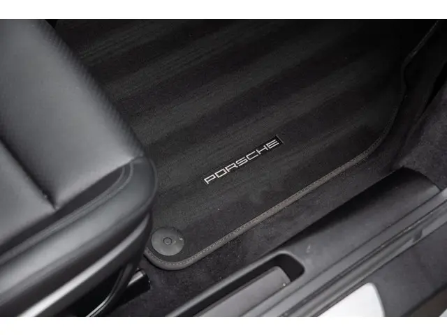 Porsche 911 3.0 Carrera 4S 2021 Benzine 59