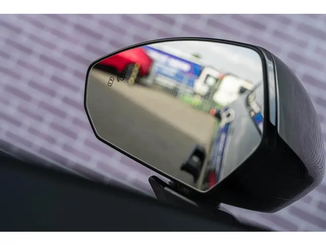 Lynk & Co 08 1.5 More 2026 Hybride Benzine 21