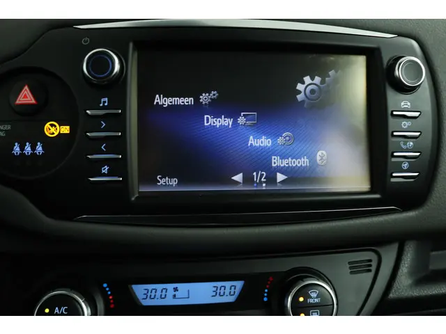 Toyota Yaris 1.5 Hybrid Active 2020 Hybride Benzine 45