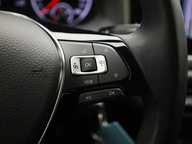 Volkswagen Polo 1.0TSI/95PK Comfortline DSG 2021 Benzine 23