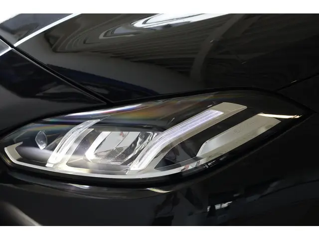 BMW 1 Serie 120 2025 Benzine 26
