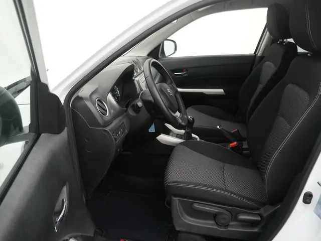 Suzuki Vitara 1.6 Exclusive 2016 Benzine 11