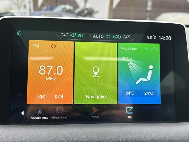 MG EHS 1.5 TGDI Luxury 2023 Hybride Benzine 23