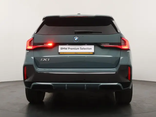 BMW iX1 xDrive30 Launch Edition 67 kWh 2024 Elektrisch 8