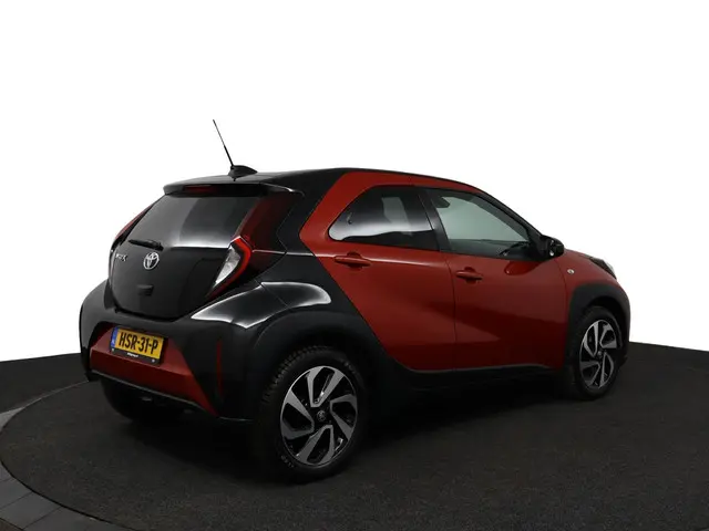 Toyota Aygo X 1.0 VVT-i MT Pulse 2024 Benzine 2