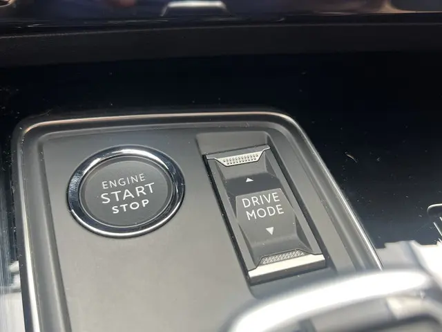 Peugeot 508 SW PureTech 130 Allure Pack 2021 Benzine 18