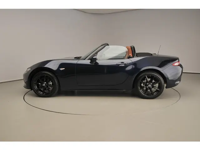 Mazda MX-5 2