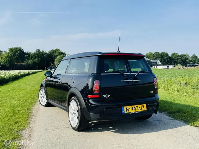MINI Clubman 1.6 One Club White & Club Black 2013 Benzine 19