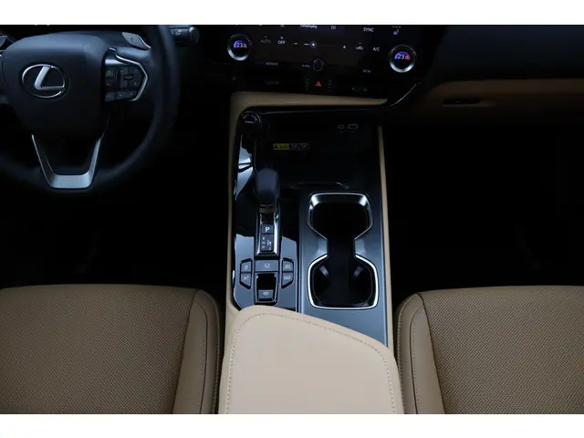 Lexus NX 450h+ AWD Luxury Line 2025 Hybride Benzine 26