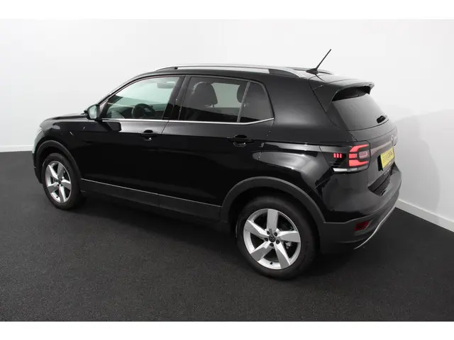 Volkswagen T-Cross 1.5 TSI 150pk DSG Style 2022 Benzine 22
