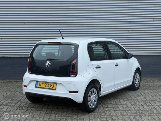 Volkswagen up! 1.0 BMT move up! AIRCO 2017 Benzine 6