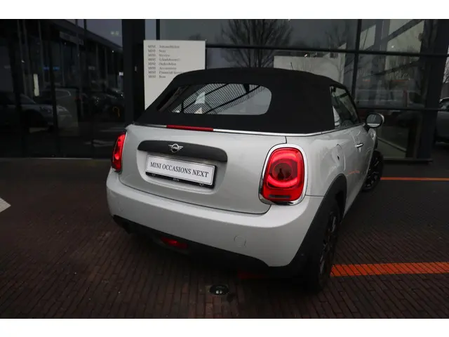 MINI One Cabrio Salt 2020 Benzine 17