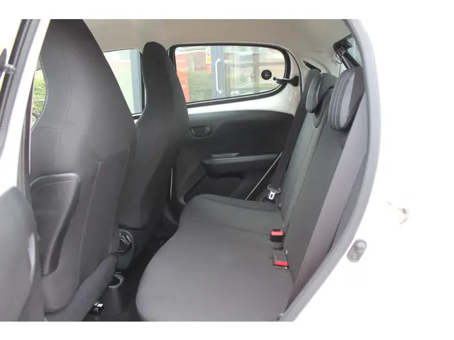 Peugeot 108 1.0 e-VTi Active Airco/Nap! 2020 Benzine 15