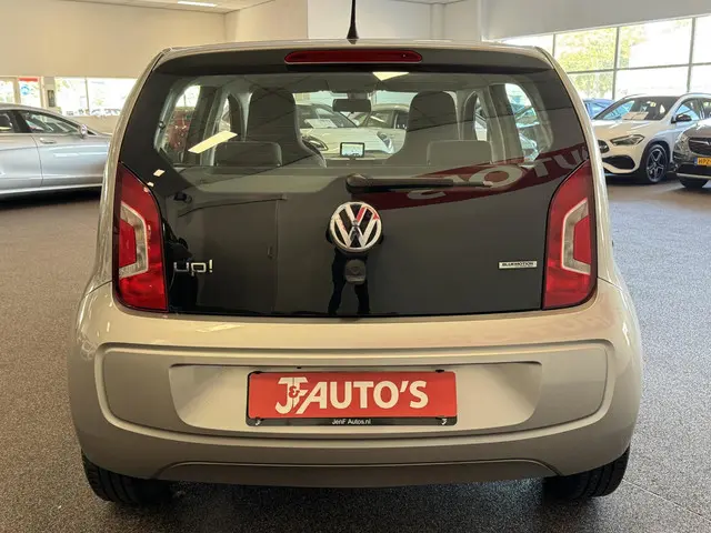 Volkswagen up! 1.0 move up! BlueMotion 2014 Benzine 4