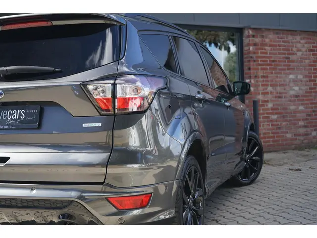 Ford Kuga 1.5 EcoBoost ST Line 2017 Benzine 22
