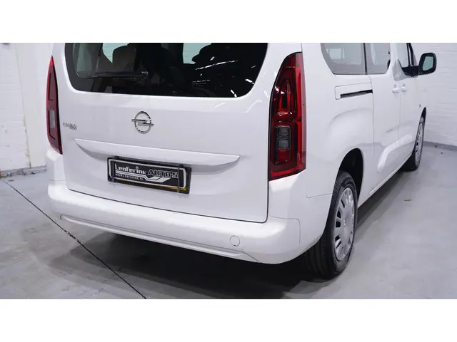 Opel Combo Tour 1.2 Turbo L2H1 Edition 7p. 2020 Benzine 16