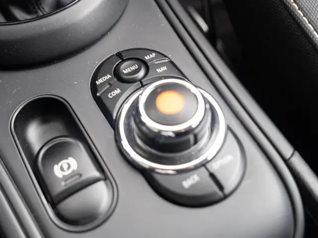 MINI Countryman Cooper Aut. 2020 Benzine 24