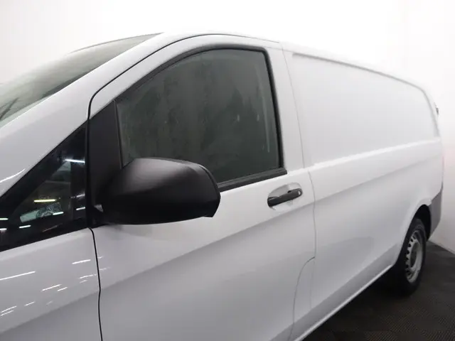 Mercedes-Benz Vito 111 CDI Lang L2- 2015 Diesel 18