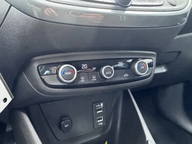 Opel Crossland 1.2 Turbo Elegance 2024 Benzine 25