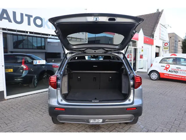 Suzuki Vitara 1.5 HYBRID STYLE 2022 Hybride Benzine 29