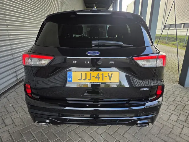 Ford Kuga 2.5 PHEV ST-Line X 2022 Hybride Benzine 11