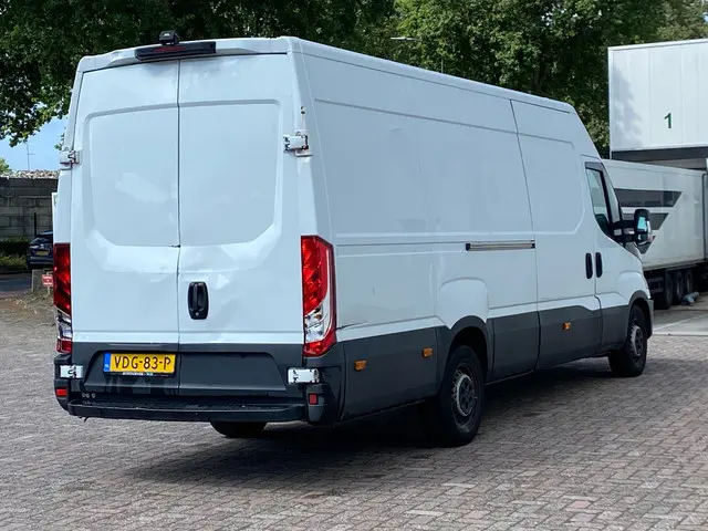 Iveco Daily 35S13V 2.3 410 L4H2 2016 Diesel 7