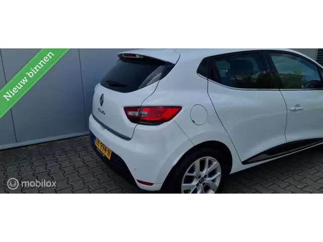 Renault Clio 0.9 TCe Limited LED\KEYLESS/1EiG 2018 Benzine 6