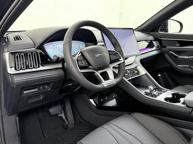 BYD SEAL U 1.5 DM-i FWD Boost 2025 Hybride Benzine 17