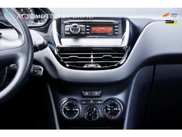 Peugeot 2008 1.2 VTi 82 pk ACTIVE 2014 Benzine 15