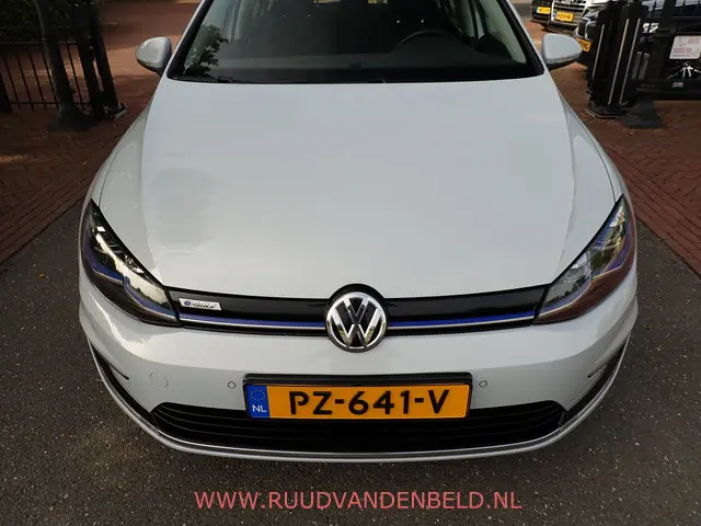 Volkswagen e-Golf 35,8KWH 94%SOH 2017 Elektrisch 32