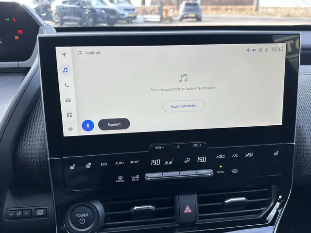 Toyota bZ4X Dynamic 71 kWh 2024 Elektrisch 23