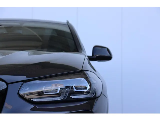 BMW iX3 3