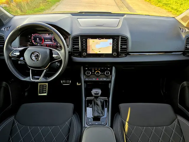 Škoda Karoq 1.5 TSI ACT Sportline Business 2024 Benzine 15