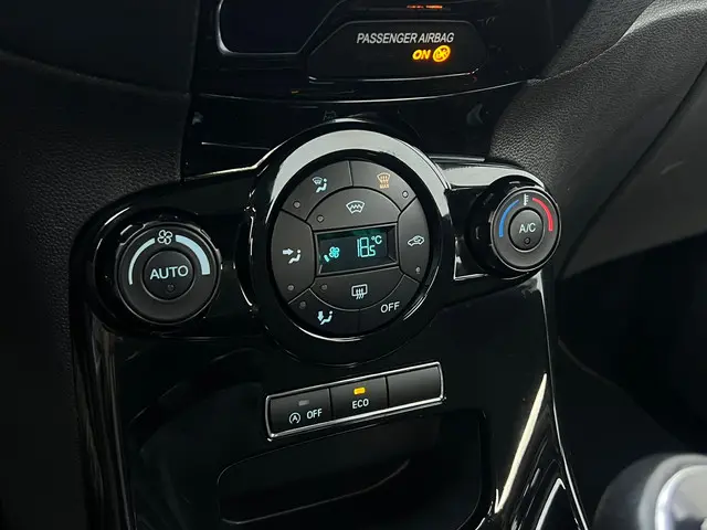 Ford Fiesta 1.0 EcoBoost Titanium 2016 Benzine 13